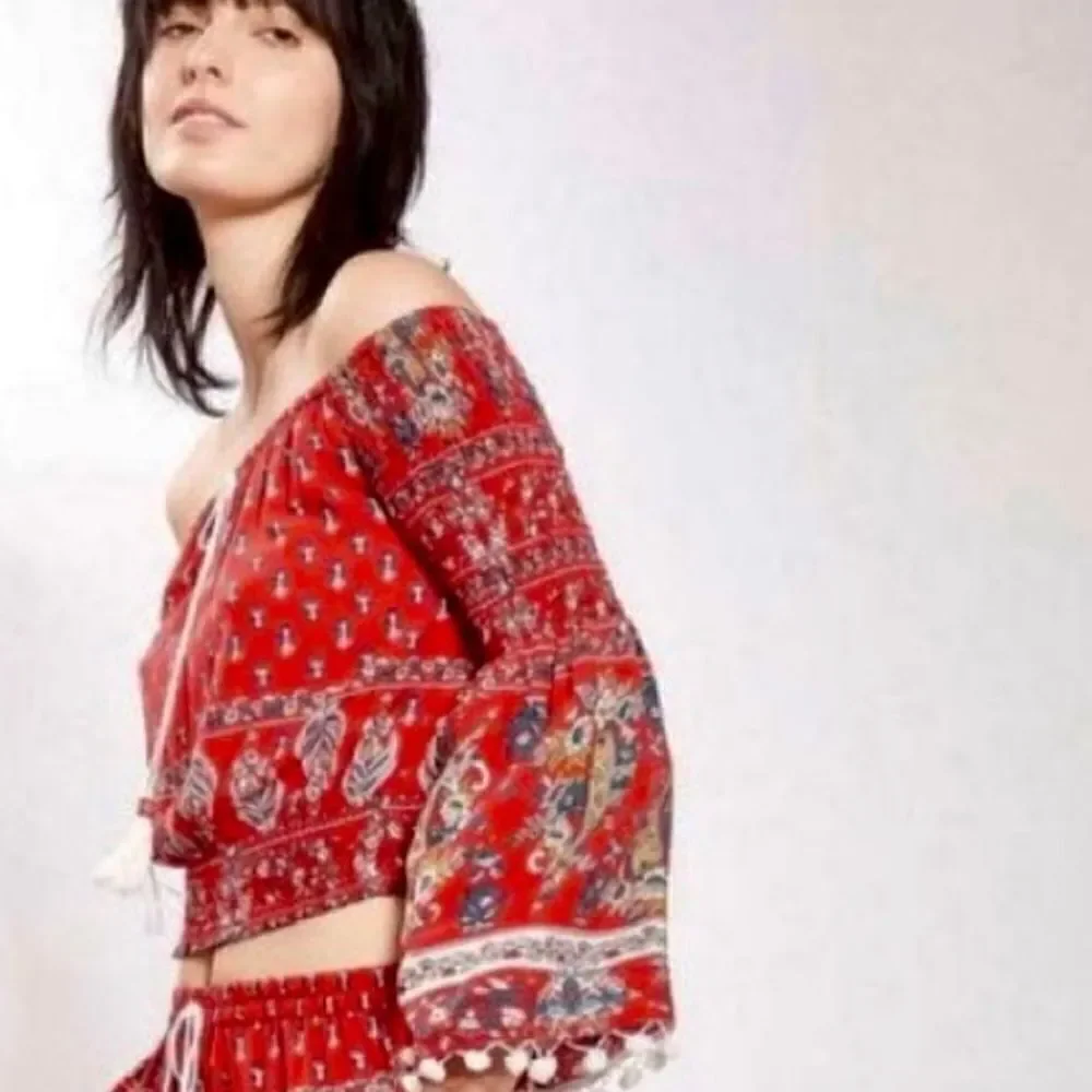 Band of Gypsies Smocked Bell Sleeve Crop Top - Picture 12 of 17